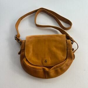 Harbour 2nd Crossbody Bag Leather Cotton Lining Magnetic Zipper Adjustable Strap